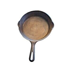 Vintage Original Griswold No. 6 Small Logo Cast Iron Skillet # 699 Flat FS
